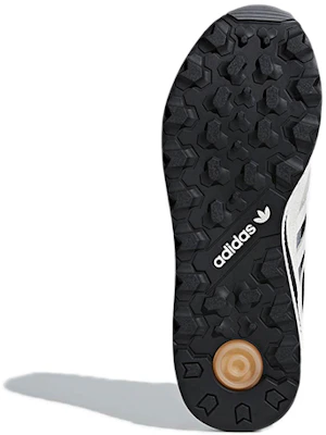 adidas Ultra Tech Zwart Wit Crystal B37918 Details for adidas Ultra Tech Zwart Wit Crystal B37918