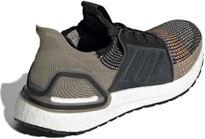 adidas Ultraboost 19 防滑耐磨輕便 低筒 跑步鞋 男款 黑灰 運動 Shop adidas Ultraboost 19 防滑耐磨輕便 低筒 跑步鞋 男款 黑灰 運動