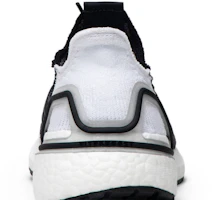 Sizing adidas UltraBoost 19 'Oreo' Sepatu Hitam Putih B37704
