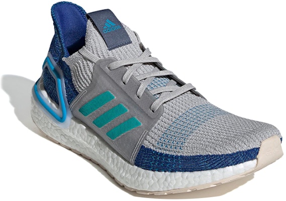阿迪达斯UltraBoost 19 '震撼青蓝'款 F35240 Lookbook 阿迪达斯UltraBoost 19 '震撼青蓝'款 F35240