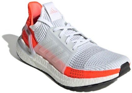 阿迪达斯 UltraBoost 19 '白色多彩'版 EF1342 Lookbook 阿迪达斯 UltraBoost 19 '白色多彩'版 EF1342