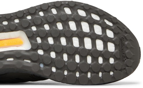 阿迪达斯 UltraBoost 1.0 '炭灰半闪' ID5886 Purchase 阿迪达斯 UltraBoost 1.0 '炭灰半闪' ID5886