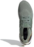 adidas UltraBoost 1.0 'Perak Hijau Emas Metalik' IF5258 Lookbook adidas UltraBoost 1.0 'Perak Hijau Emas Metalik' IF5258