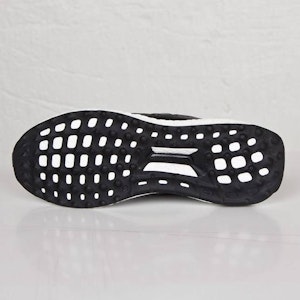 adidas UltraBoost 1.0 J&D Collective Triple Hitam S78705 Details for adidas UltraBoost 1.0 J&D Collective Triple Hitam S78705