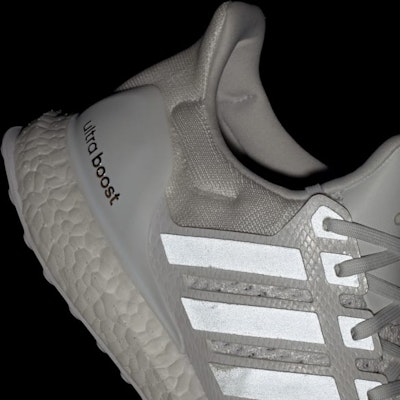 Adidas Ultraboost 1.0 Sepatu Putih Cloud/Putih Cloud/Putih Cloud JR6882 1