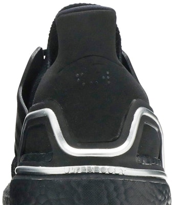 adidas UltraBoost 20 'Core Black Silver Metallic' Hitam Metalik FV8333 Sizing adidas UltraBoost 20 'Core Black Silver Metallic' Hitam Metalik FV8333