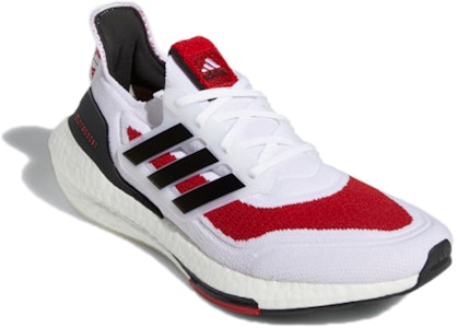 阿迪达斯UltraBoost 21 'NCAA系列-路易斯维尔' GY0427 Lookbook 阿迪达斯UltraBoost 21 'NCAA系列-路易斯维尔' GY0427