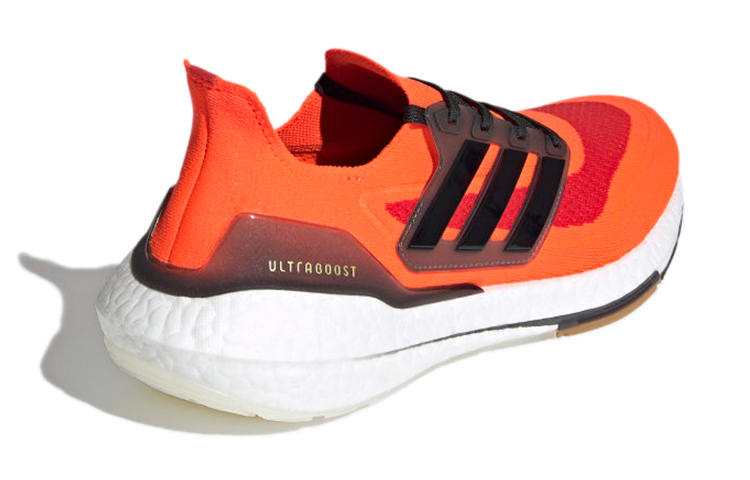 Shop adidas Ultraboost 21 ''Solar Red Black'' - Scarpe da corsa FZ1924