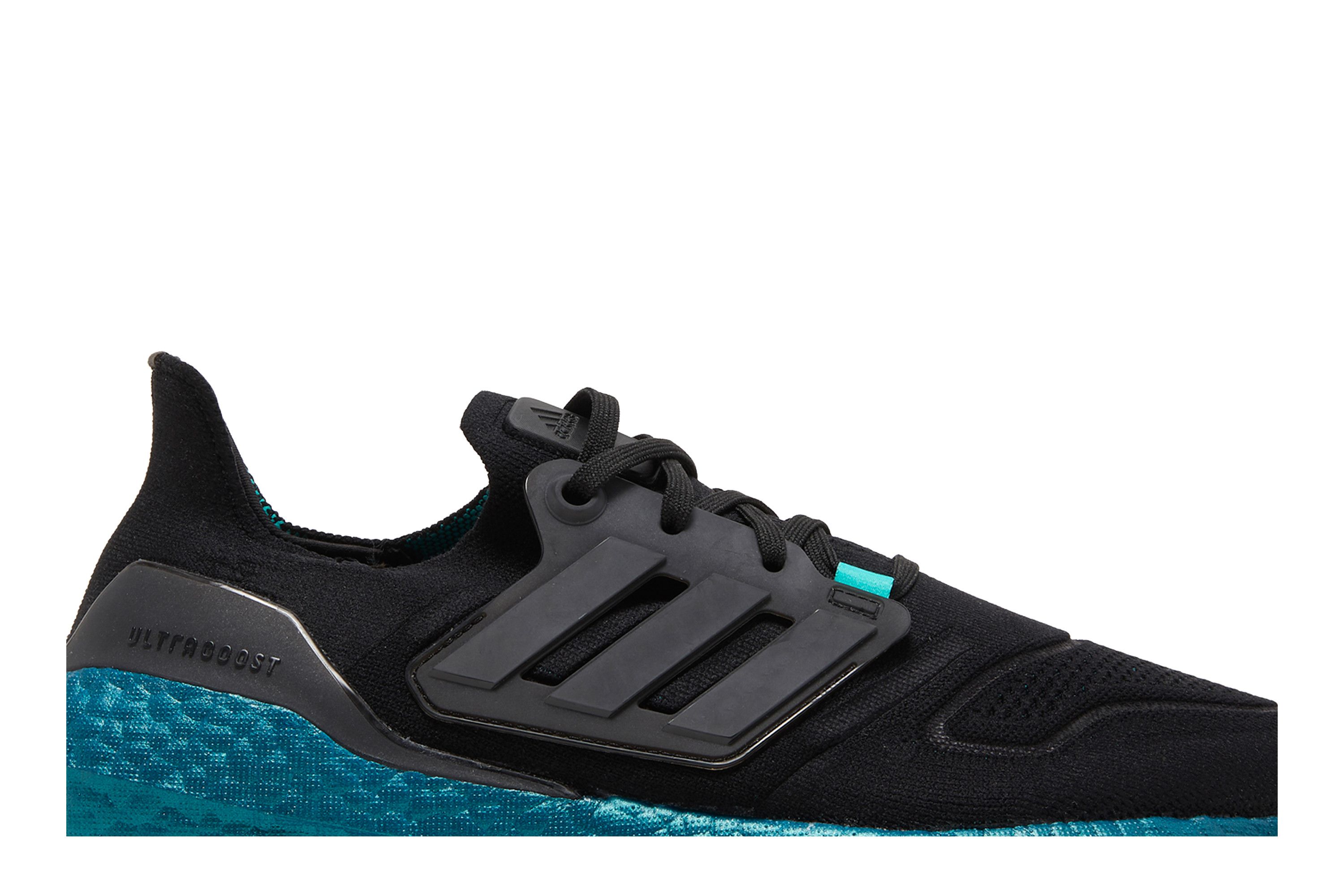 Lookbook adidas UltraBoost 22 'Hitam Mint Rush' GX5564