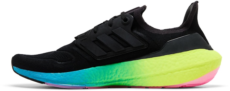 ウルトラブースト 22 ブラックマルチグラデーション GV8829 Lookbook ウルトラブースト 22 ブラックマルチグラデーション GV8829