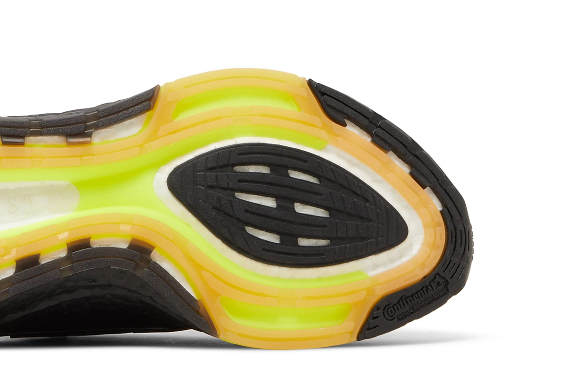 adidas UltraBoost 22 'Black Solar Yellow' GX5915