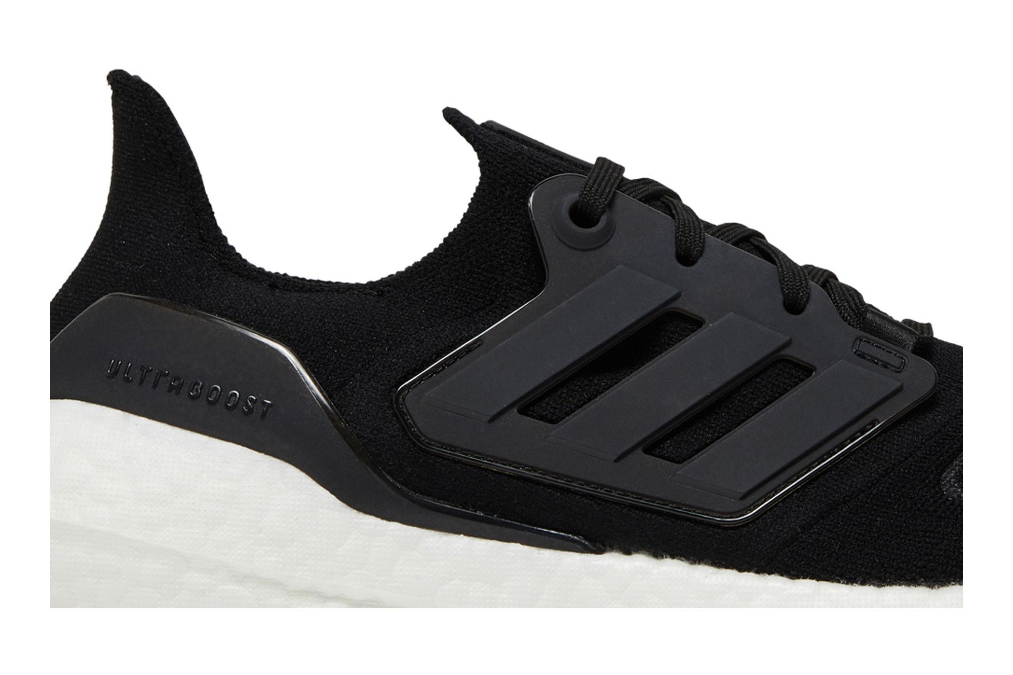 Lookbook 愛迪達 UltraBoost 22『黑白』GX3062