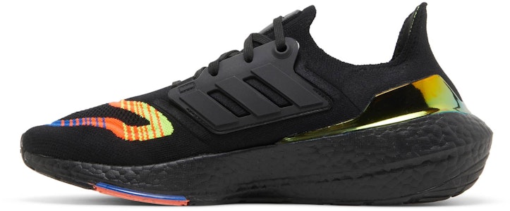 愛迪達 UltraBoost 22 '線性能量黑' HQ0965 Lookbook 愛迪達 UltraBoost 22 '線性能量黑' HQ0965