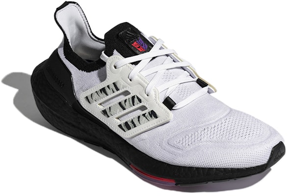 adidas Ultraboost 22 Cozy Wear-Resistant White Black China GW1915 Lookbook adidas Ultraboost 22 Cozy Wear-Resistant White Black China GW1915