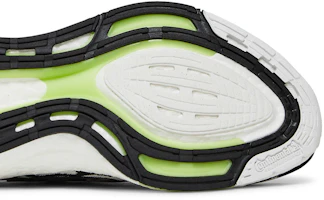Purchase 阿迪達斯 UltraBoost 22 '斑馬' GX6300
