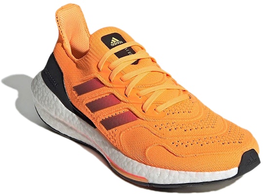 adidas UltraBoost 22 Heat.RDY 'Naranja Flash' GX8038 Lookbook adidas UltraBoost 22 Heat.RDY 'Naranja Flash' GX8038