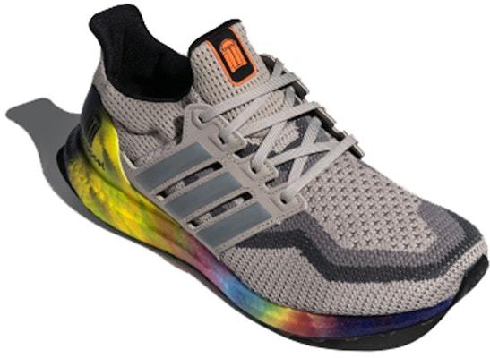 阿迪达斯UltraBoost 2.0 '上海 - 中国城市焦点系列' FW3726 Lookbook 阿迪达斯UltraBoost 2.0 '上海 - 中国城市焦点系列' FW3726