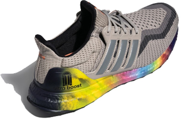 阿迪达斯UltraBoost 2.0 '上海 - 中国城市焦点系列' FW3726 Shop 阿迪达斯UltraBoost 2.0 '上海 - 中国城市焦点系列' FW3726