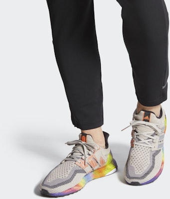 阿迪达斯UltraBoost 2.0 '上海 - 中国城市焦点系列' FW3726 Sizing 阿迪达斯UltraBoost 2.0 '上海 - 中国城市焦点系列' FW3726