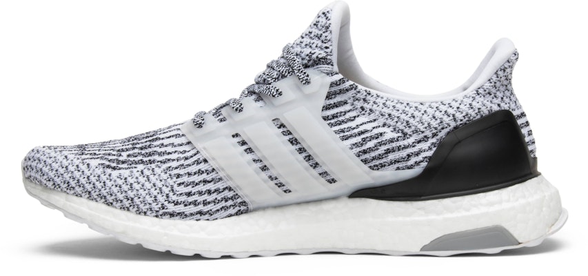 adidas UltraBoost 3.0 '奥利奥' 运动鞋 S80636 Lookbook adidas UltraBoost 3.0 '奥利奥' 运动鞋 S80636
