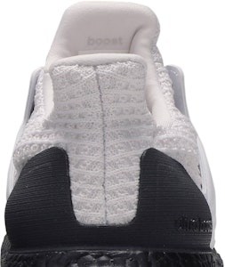 阿迪达斯UltraBoost 4.0 '兰花色黑' DB3197 Sizing 阿迪达斯UltraBoost 4.0 '兰花色黑' DB3197