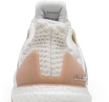 阿迪达斯UltraBoost 4.0 '展现你的条纹云白' CM8114 Sizing 阿迪达斯UltraBoost 4.0 '展现你的条纹云白' CM8114