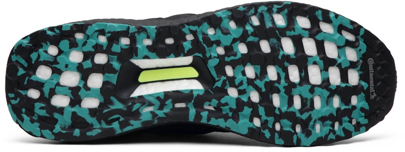 ウルトラブースト 4.0 コアブラック/トゥルーグリーン EE3733 Shop ウルトラブースト 4.0 コアブラック/トゥルーグリーン EE3733