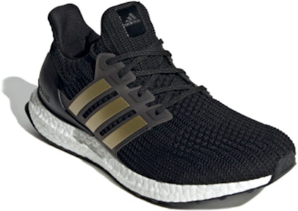 阿迪达斯 UltraBoost 4.0 DNA '黑金金属' FY9316 Lookbook 阿迪达斯 UltraBoost 4.0 DNA '黑金金属' FY9316