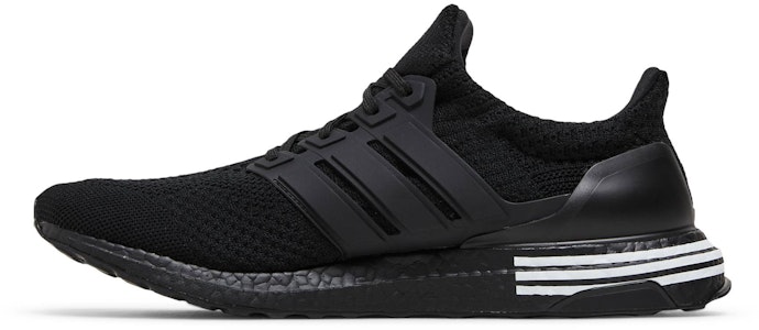 アディダス ウルトラブースト 5.0 "ブラックホワイト" GV6674 Lookbook アディダス ウルトラブースト 5.0 "ブラックホワイト" GV6674