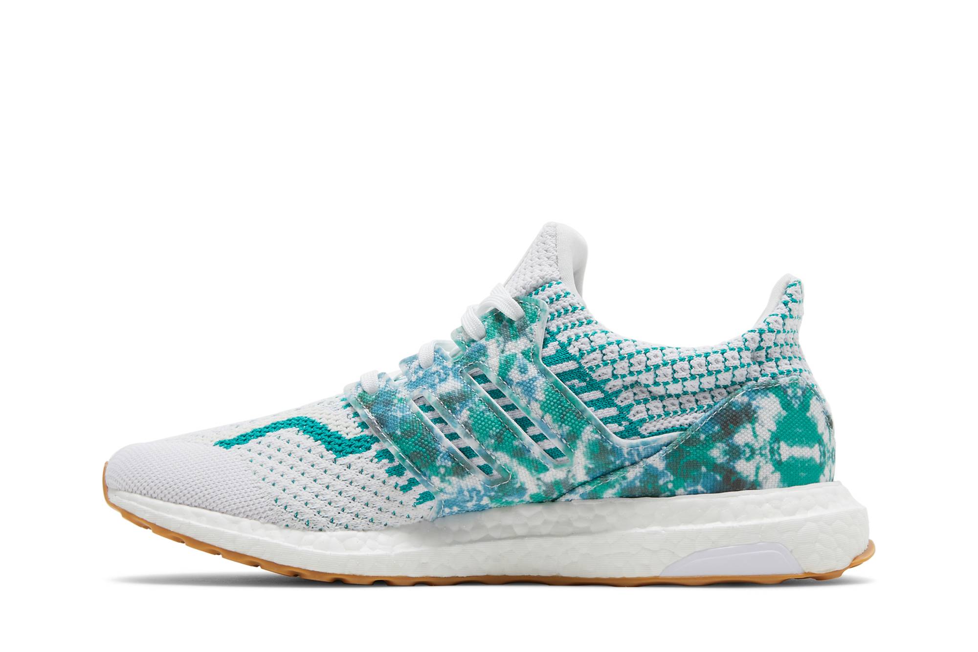 Lookbook adidas UltraBoost 5.0 'Putih Awan Hijau' GY3194