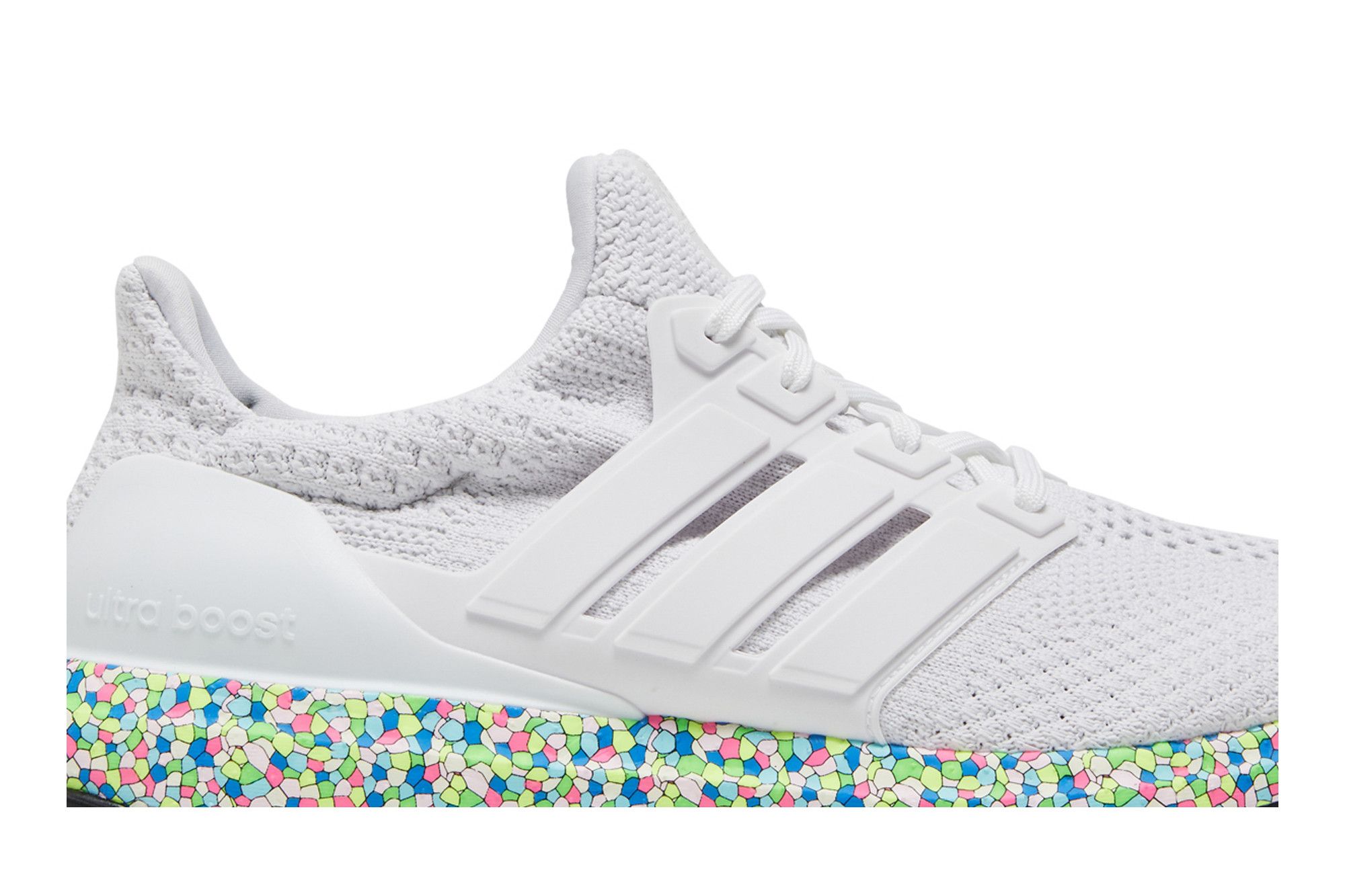 Shop adidas UltraBoost 5.0 DNA 'Mosaic Boost Pack Putih' GY4525