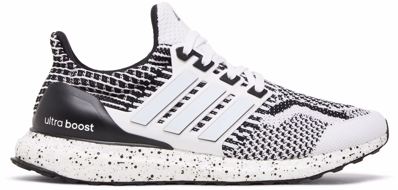 adidas-ultra-boost-5-0-dna-white-black-hp-2474