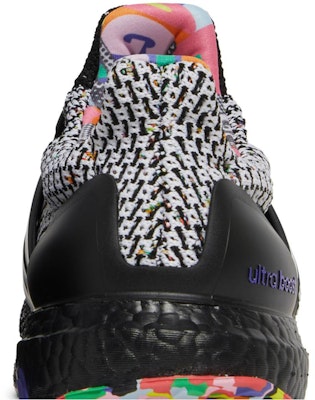 adidas UltraBoost 5.0 Kris Andrew Small Pride Collection GY4424 Sizing adidas UltraBoost 5.0 Kris Andrew Small Pride Collection GY4424