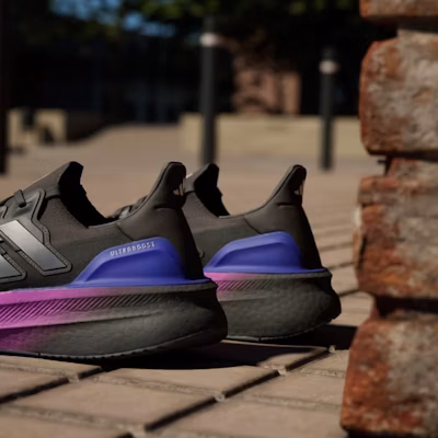 adidas Ultraboost 5 'Carbon Iron' Sepatu Lari Pria IH7709 2