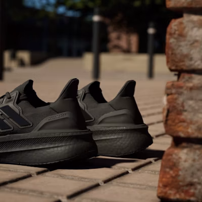 adidas Ultraboost 5 'Core Black' ID8847 2