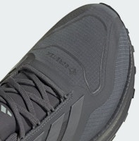 Adidas Ultraboost 5 GTX Kasut Lari Kalis Air Kelabu/Wonder Silver. IG9350 2