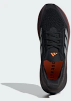 Lookbook adidas Ultraboost 5X « Noir, argent métallisé et orange Lucid » JQ9082