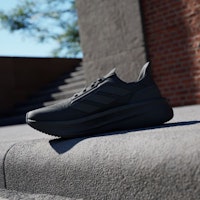 阿迪达斯Ultraboost 5X核心黑/全黑跑鞋 JH9044 Sizing 阿迪达斯Ultraboost 5X核心黑/全黑跑鞋 JH9044