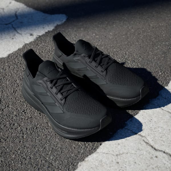 Cheap Adidas Ultraboost 5X 三重黑 JH9044