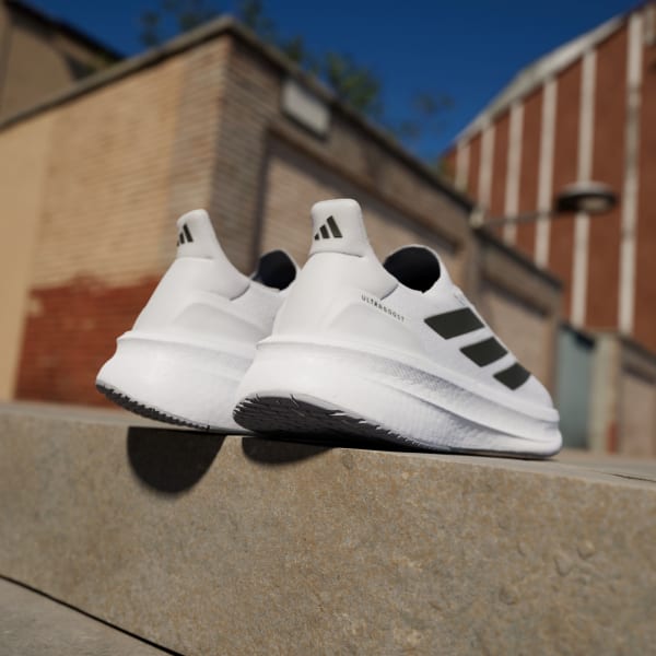 Details for Adidas UltraBoost 5X鞋款 雲白/核心黑/銀光配色 IH3111