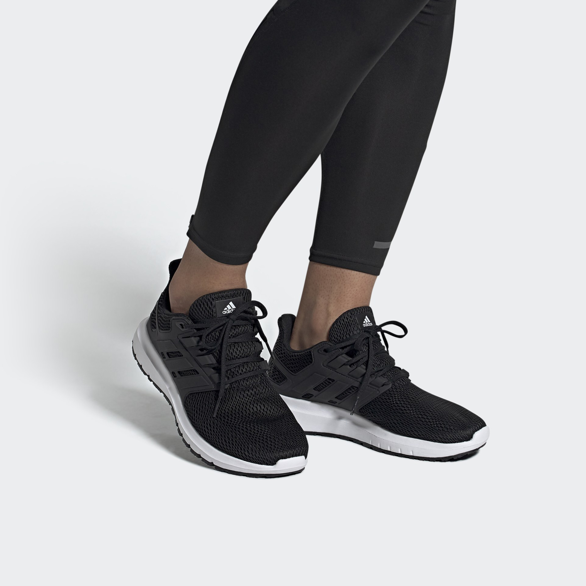 Sizing adidas neo Ultimashow 'Negro Blanco' FX3624