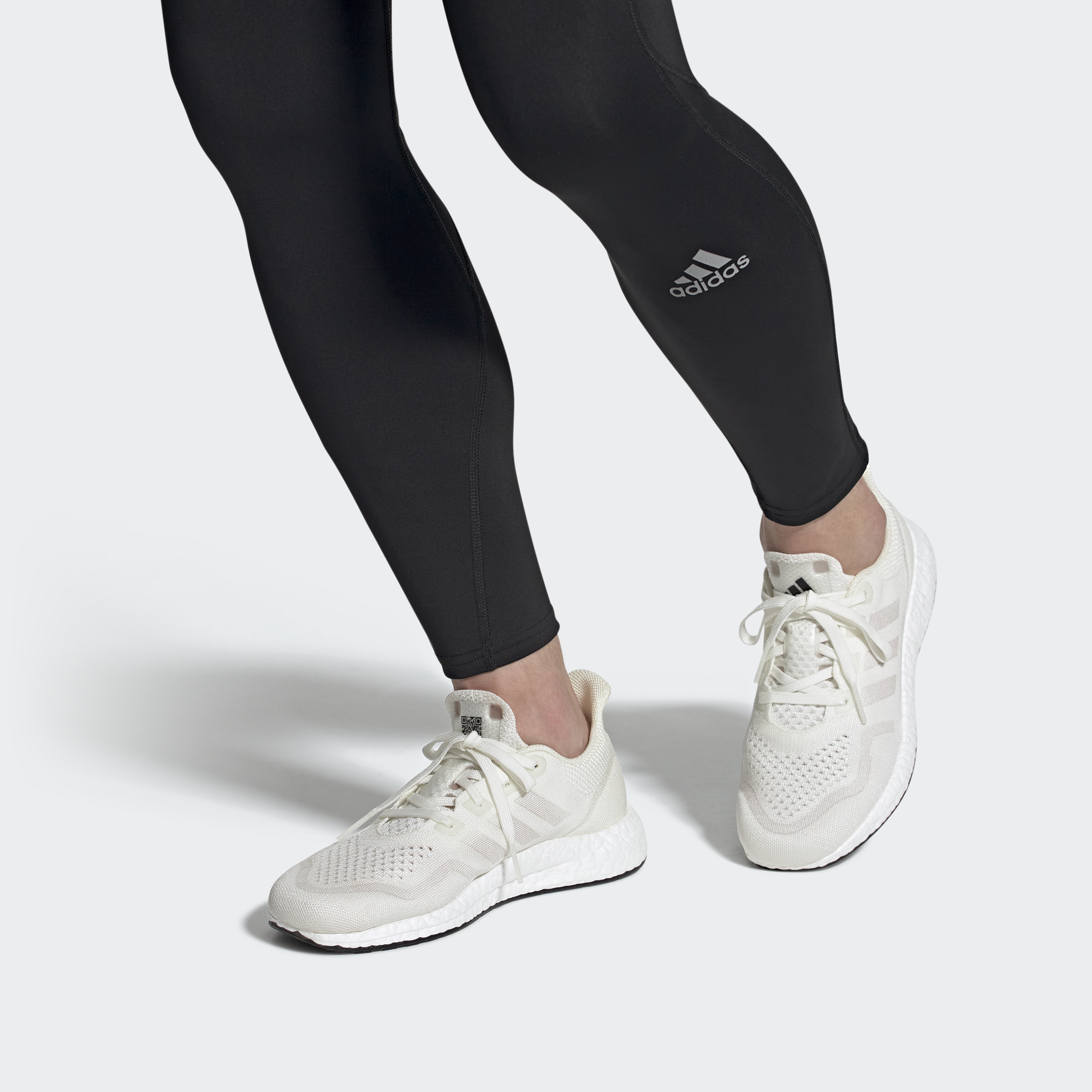 Sizing adidas UltraBoost 'Hechas Para Ser Rehechas' FZ3987