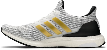 阿迪达斯UltraBoost‘白金金属’ FZ4909 Lookbook 阿迪达斯UltraBoost‘白金金属’ FZ4909