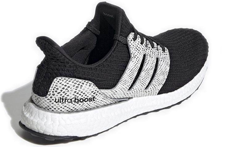 Order adidas UltraBoost 'Serpiente Blanca' FX8933