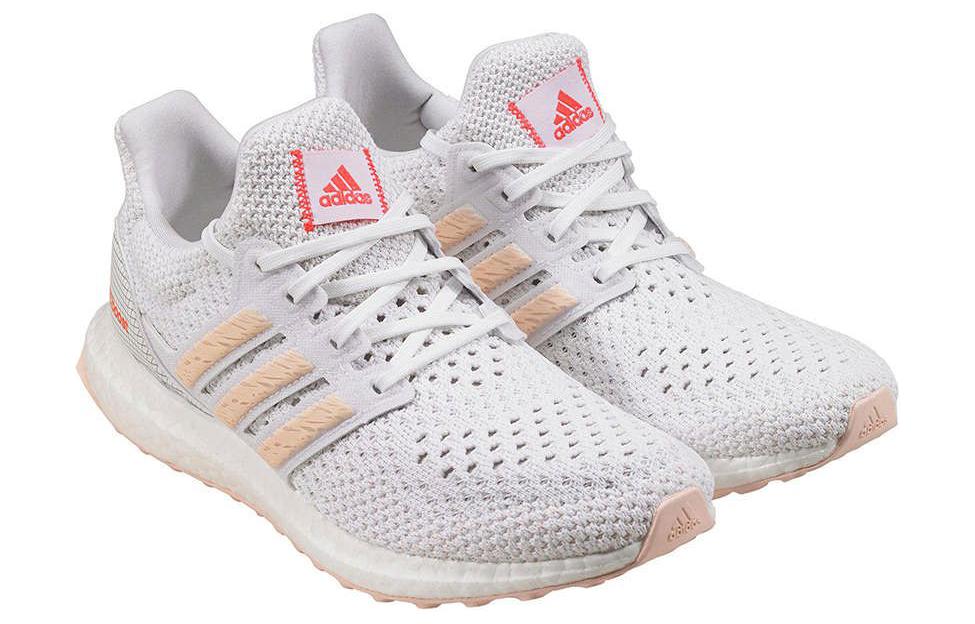 Lookbook adidas UltraBoost Clima ''Blanc Rose Pâle'' GY0531