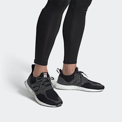 adidas Ultraboost Dna City 'Hitam Putih' FZ4863 Sizing adidas Ultraboost Dna City 'Hitam Putih' FZ4863