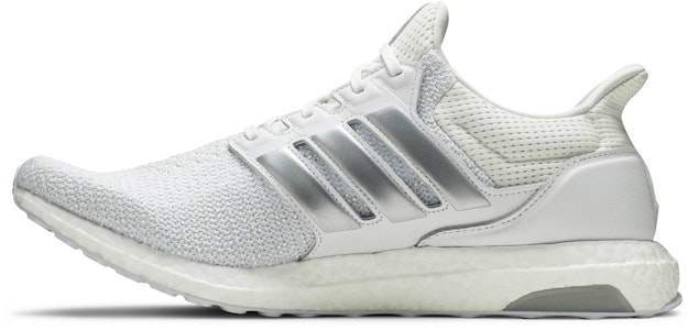 ウルトラブースト DNA "クラウドホワイト/シルバー" FW8692 Lookbook ウルトラブースト DNA "クラウドホワイト/シルバー" FW8692