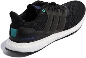 adidas Ultraboost DNA 舒適 耐磨 低筒 跑步鞋 男女款 黑 Shop adidas Ultraboost DNA 舒適 耐磨 低筒 跑步鞋 男女款 黑