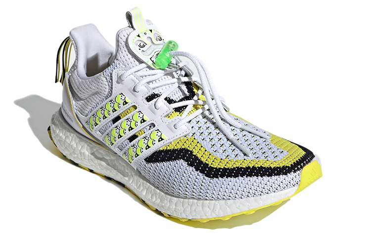 Shop 阿迪达斯UltraBoost DNA '舞狮-太阳黄' GV9814