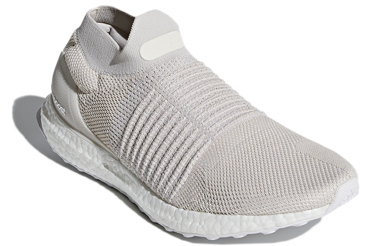Lookbook adidas UltraBoost Schnürlos ''Chalk Pearl'' BB6145